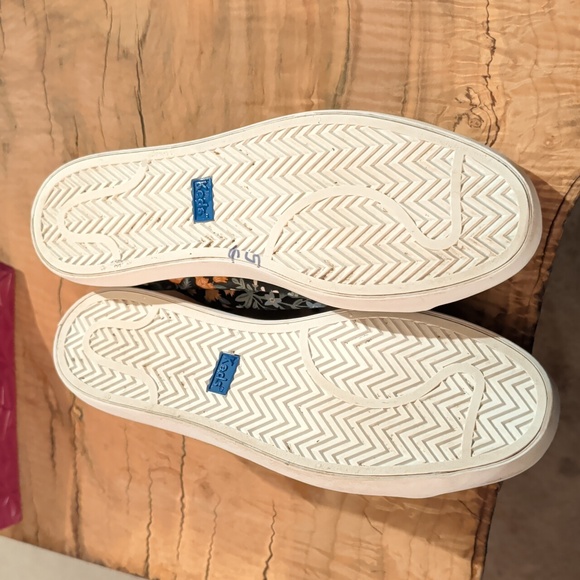 Keds Kickback Rifle Paper Co. Lottie slip on women’s sneakers. LIKE NEW - Picture 4 of 4